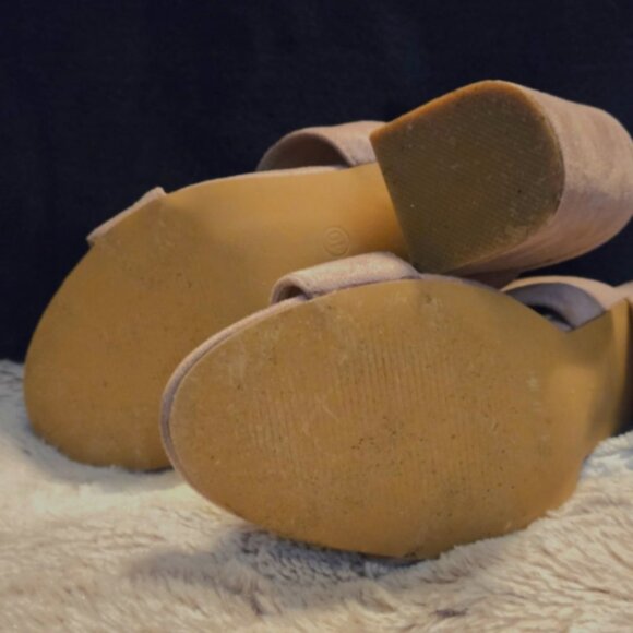 Steve Madden Slip On 4" High Heels - Size 40 EURO - Picture 5 of 7